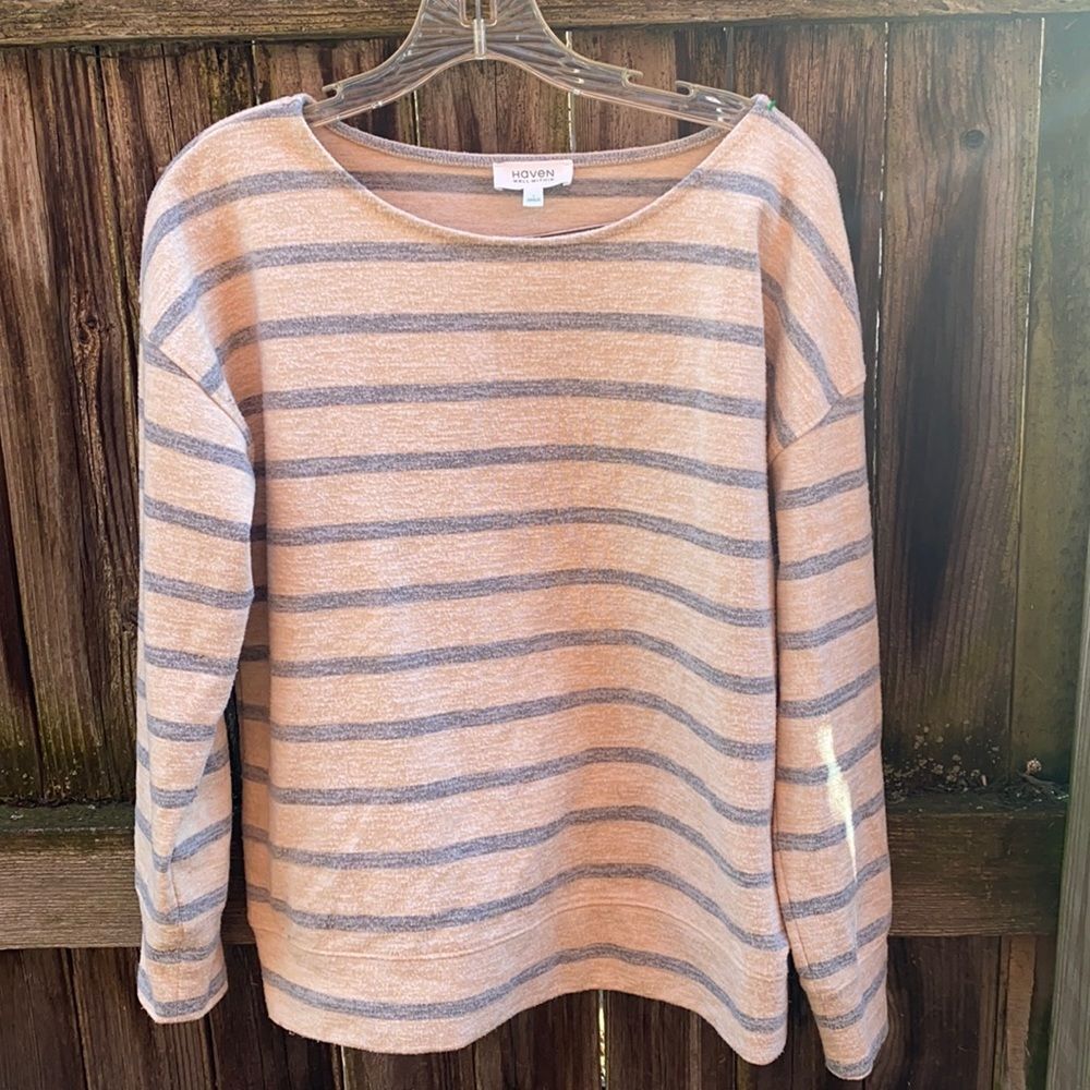 Haven Well Within sweatshirt sz. S